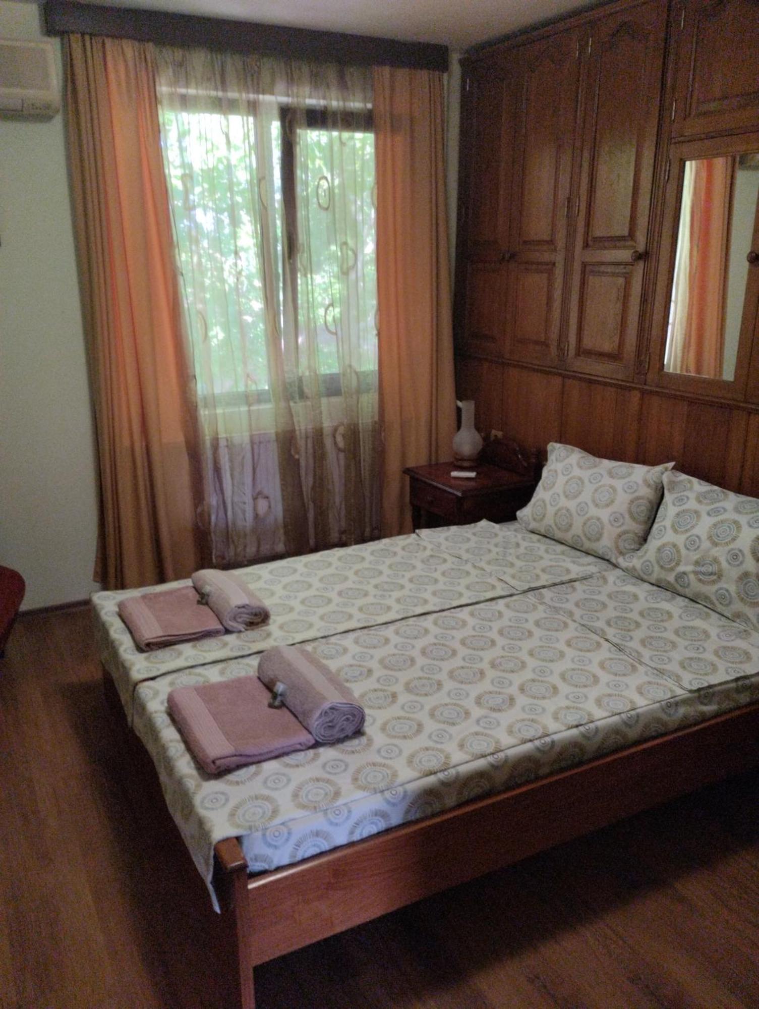 Гери2 Villa Arbanaszi Kültér fotó