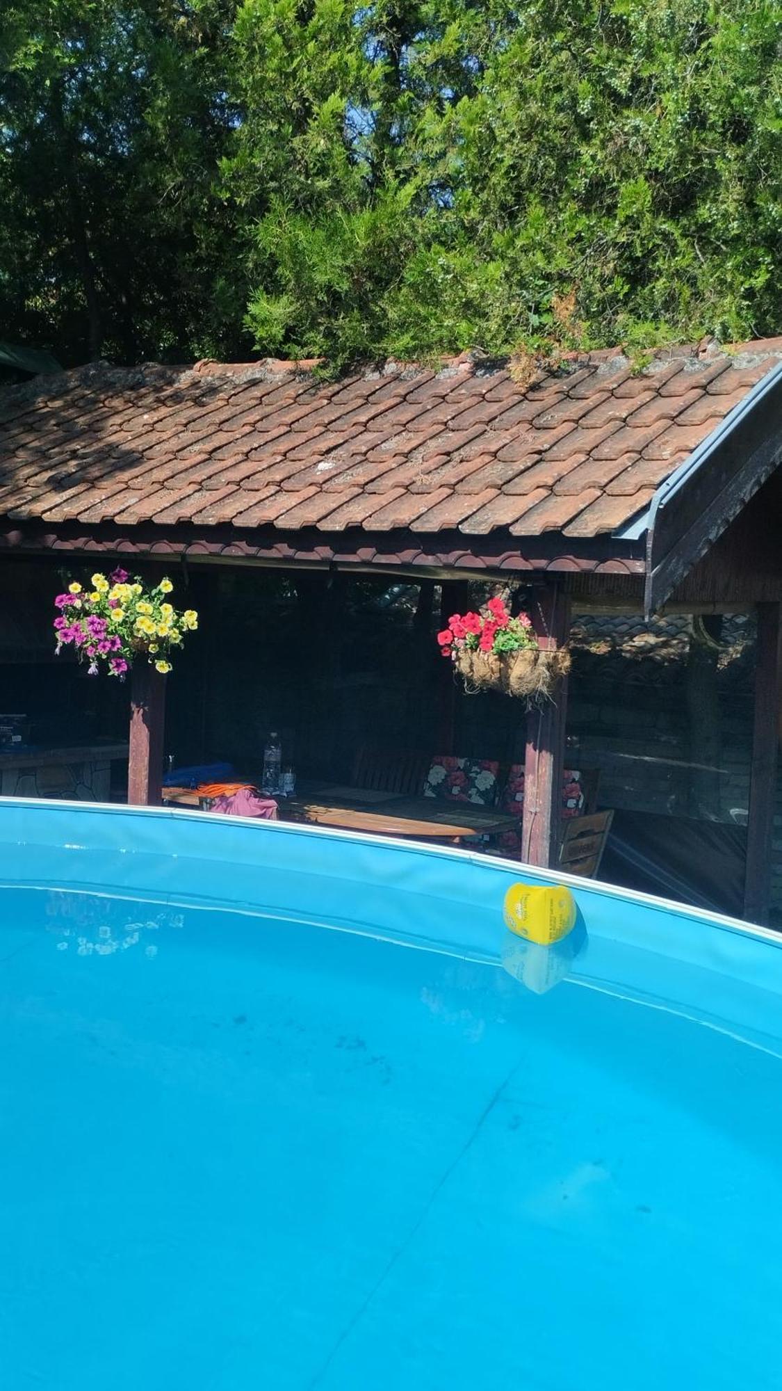 Гери2 Villa Arbanaszi Kültér fotó